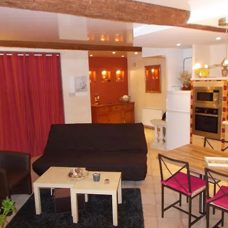 Le Campanin マントン